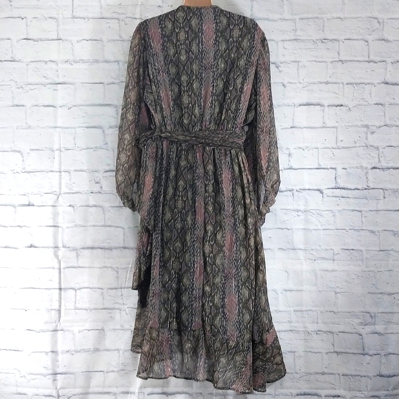 Cato Dress Wrap Look Ruffled Snake Print Long Sleeve Sz 18/20W - Picture 6 of 8
